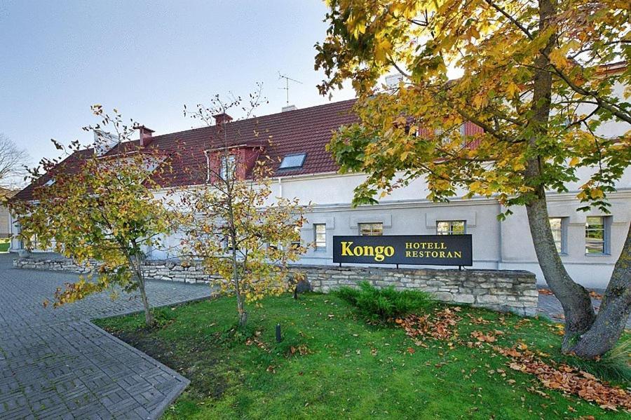 Kongo Hotel Haapsalu Exterior photo